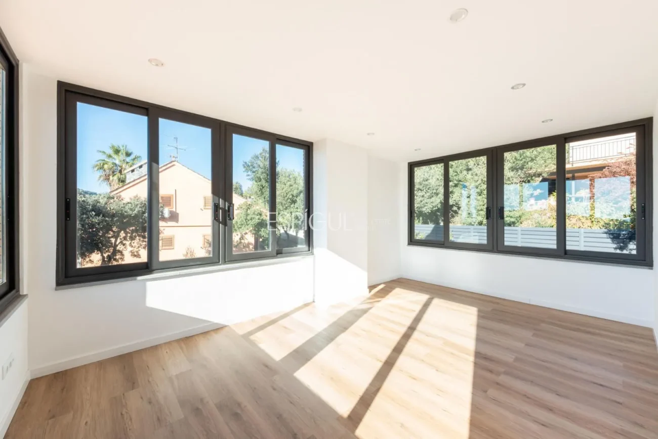 Casa en venta con vistas panorámicas en Cavall Bernat, Matadepera