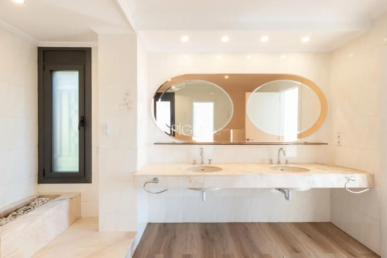 Casa en venta con vistas panorámicas en Cavall Bernat, Matadepera