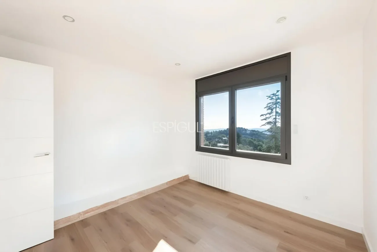 Casa en venta con vistas panorámicas en Cavall Bernat, Matadepera