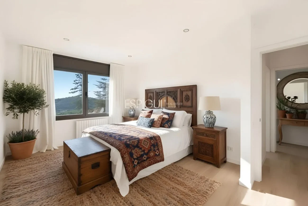 Casa en venta con vistas panorámicas en Cavall Bernat, Matadepera