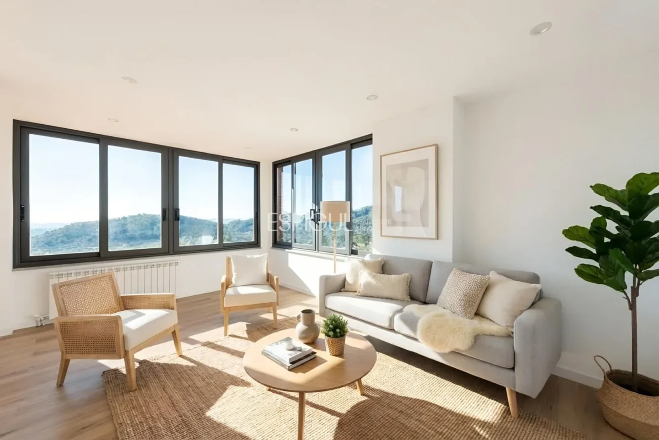 Casa en venta con vistas panorámicas en Cavall Bernat, Matadepera
