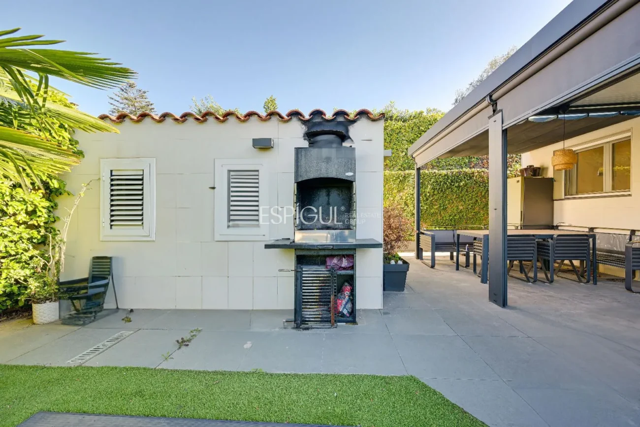 Casa unifamiliar con piscina en Mirasol, Sant Cugat del Vallès