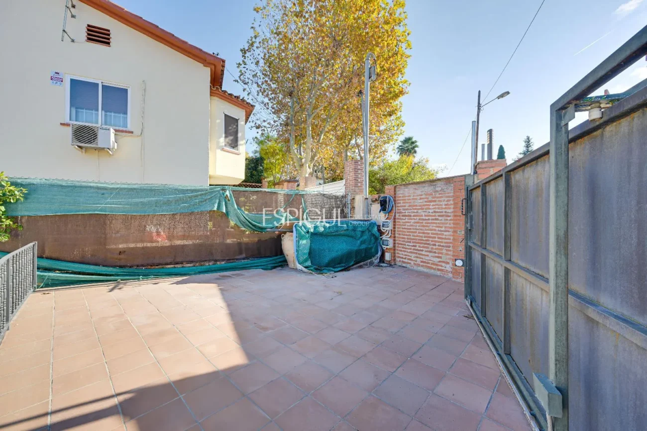 Casa unifamiliar con piscina en Mirasol, Sant Cugat del Vallès