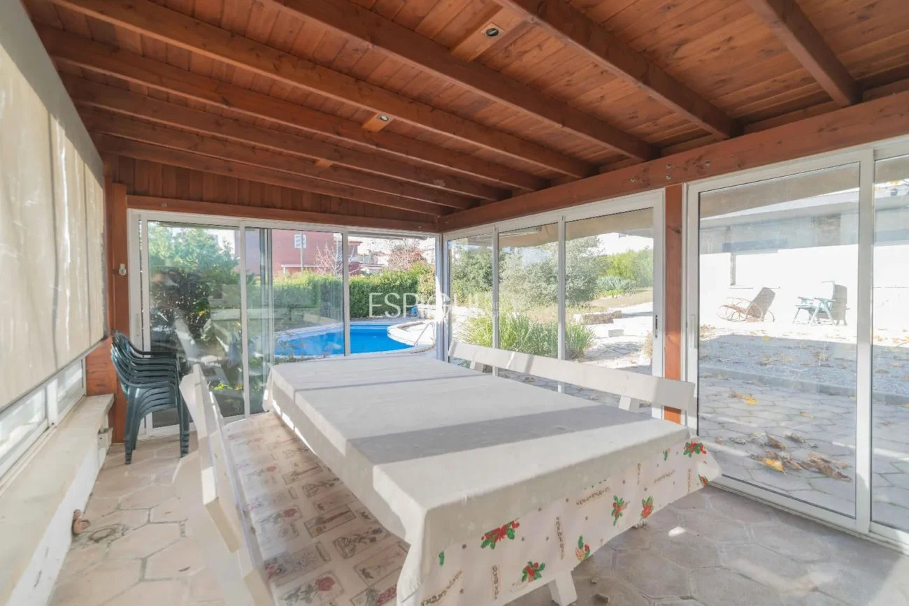 Casa Unifamiliar de 339 m² en Zona Tranquila de Banyoles