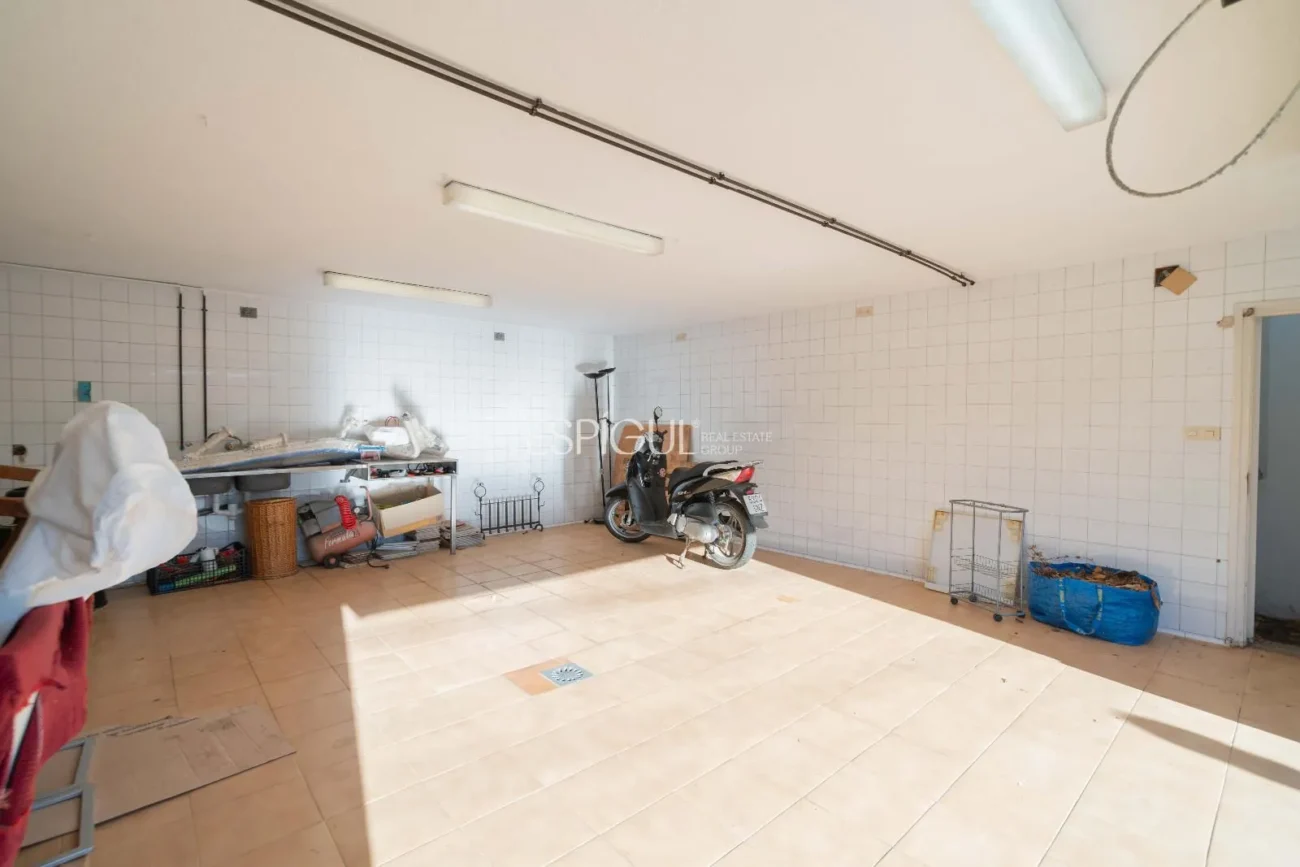 Casa Unifamiliar de 339 m² en Zona Tranquila de Banyoles