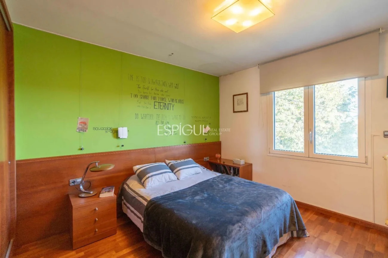 Casa Unifamiliar de 339 m² en Zona Tranquila de Banyoles