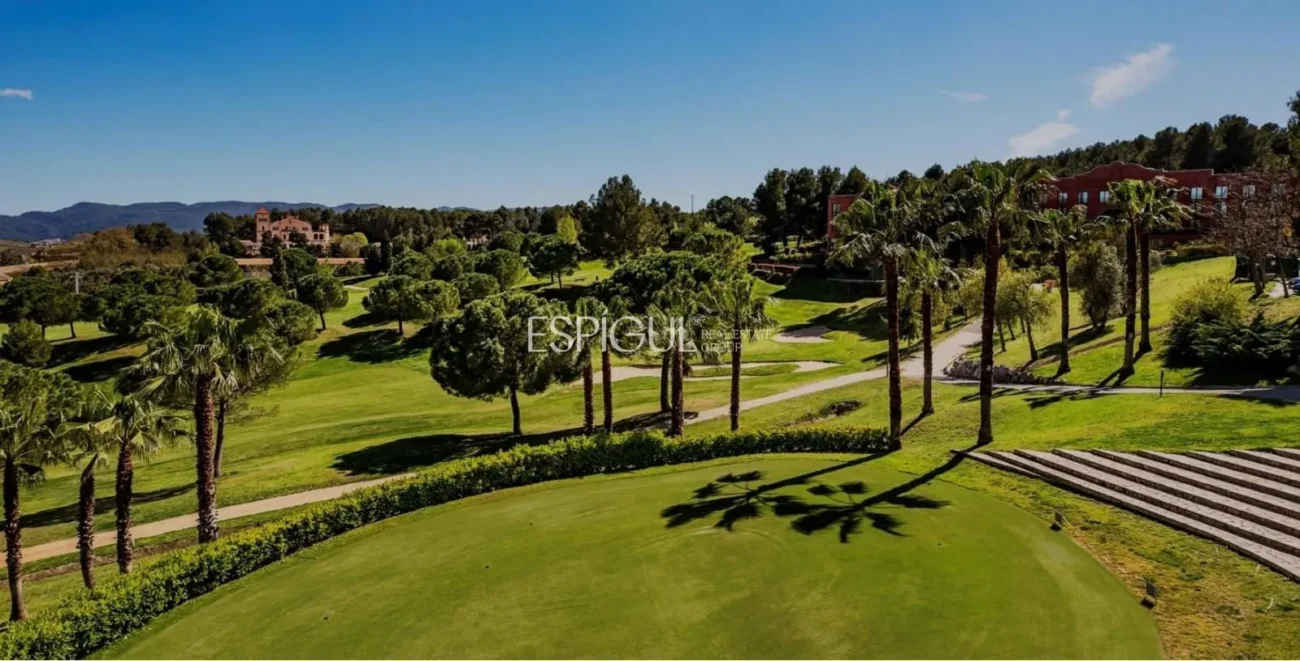 Casa unifamiliar de obra nueva en venta en Golf Barcelona