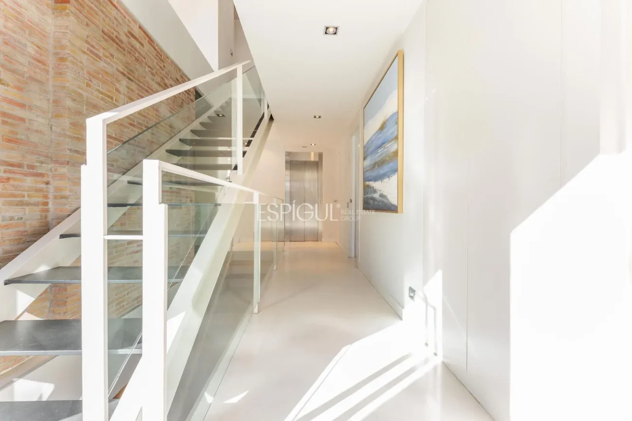 Villa for Sale in Arxiu, Sant Cugat Del Vallés
