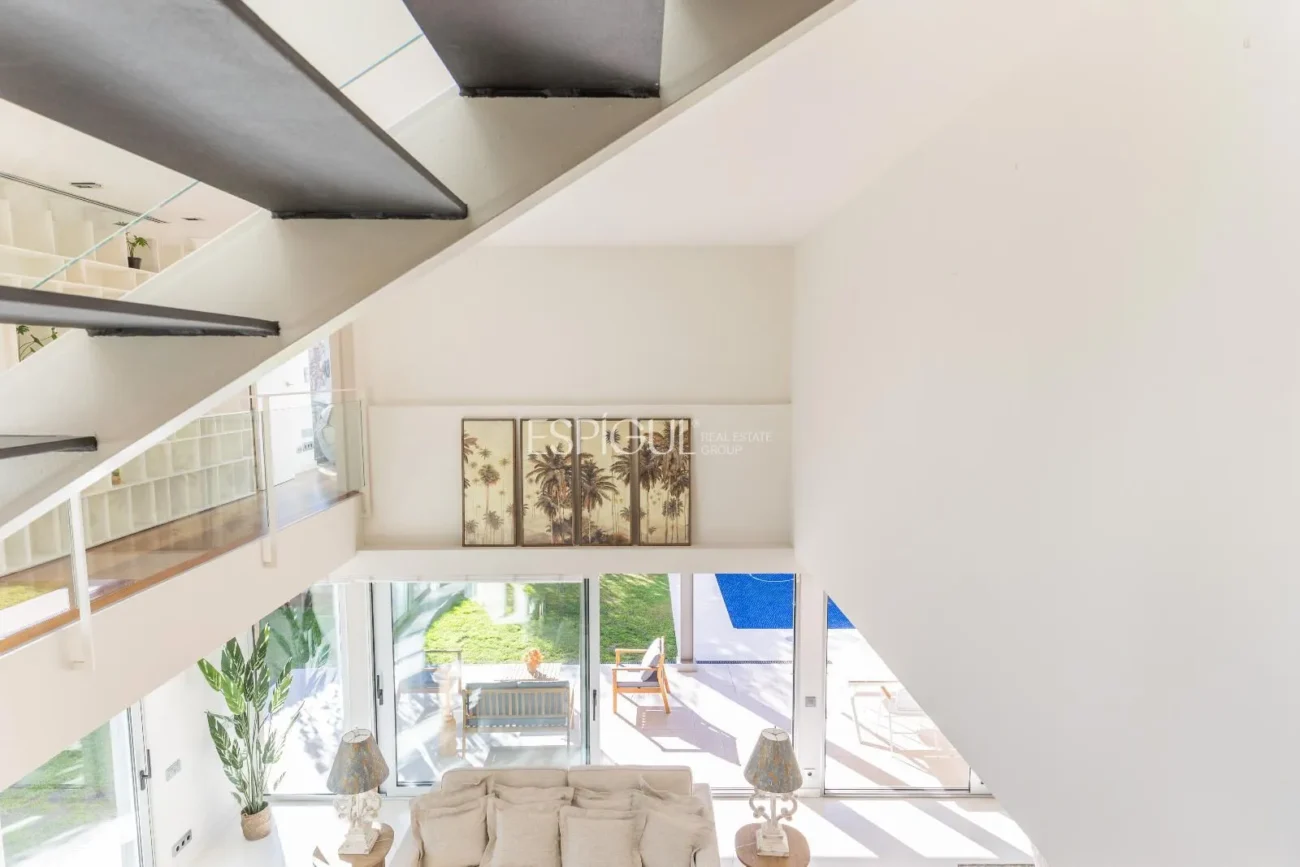 Villa for Sale in Arxiu, Sant Cugat Del Vallés