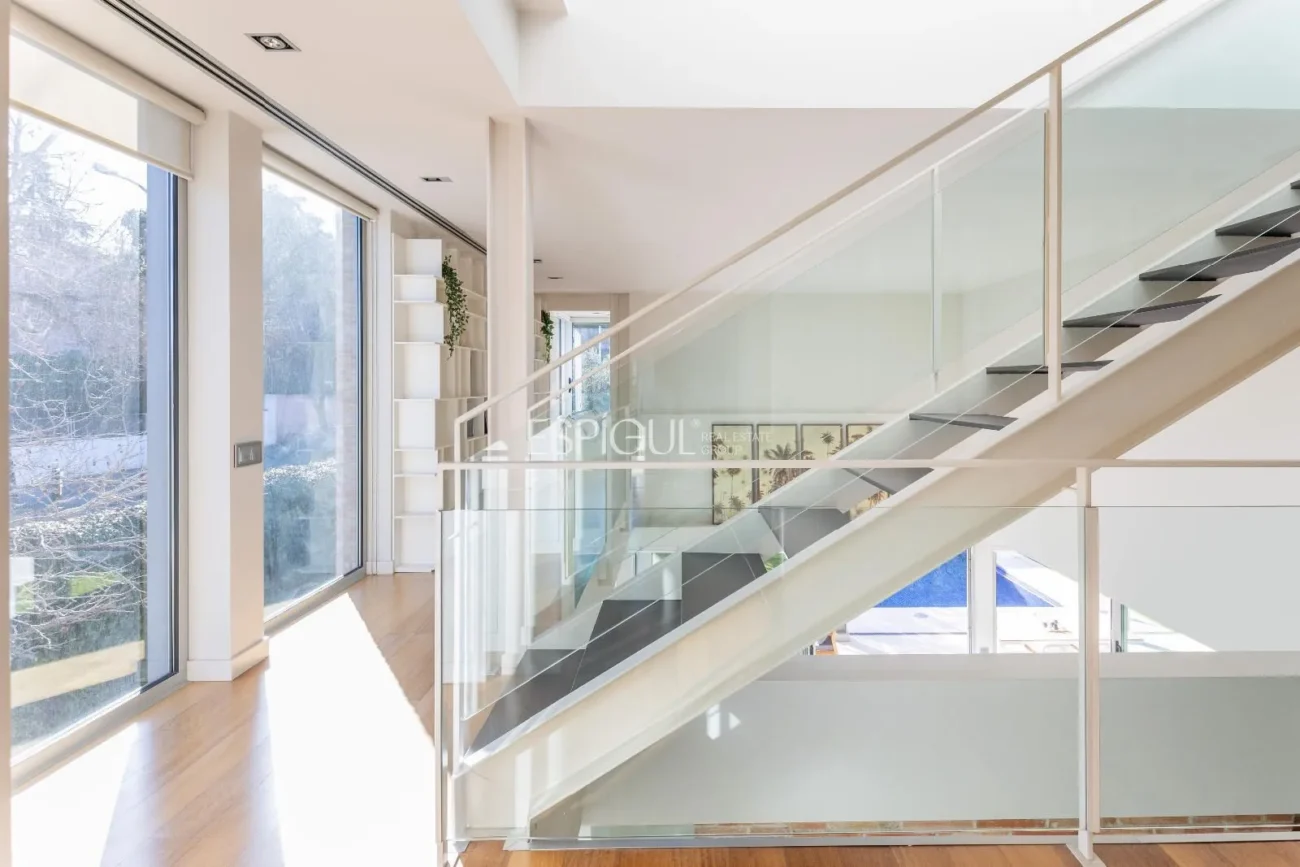 Villa for Sale in Arxiu, Sant Cugat Del Vallés