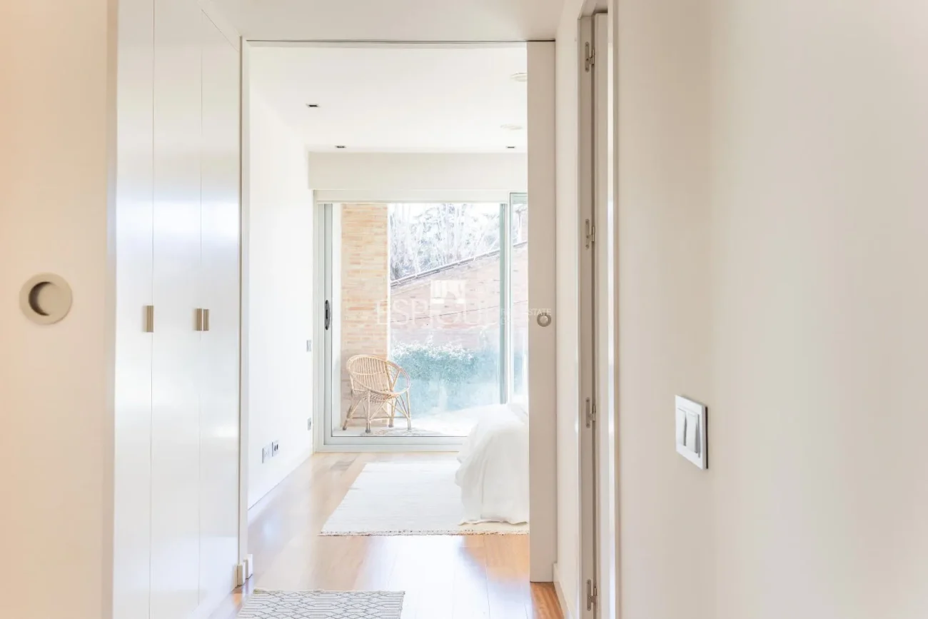 Villa for Sale in Arxiu, Sant Cugat Del Vallés