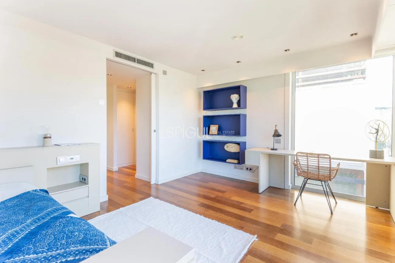 Villa for Sale in Arxiu, Sant Cugat Del Vallés