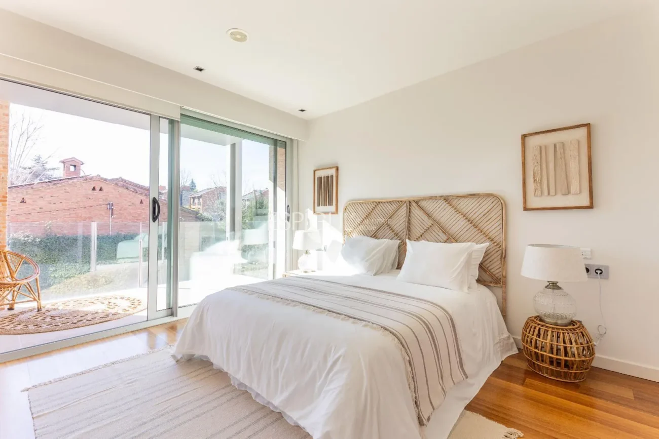 Villa for Sale in Arxiu, Sant Cugat Del Vallés