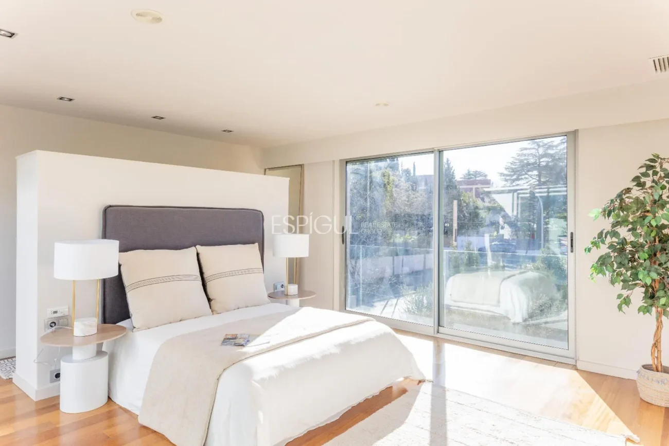 Villa for Sale in Arxiu, Sant Cugat Del Vallés