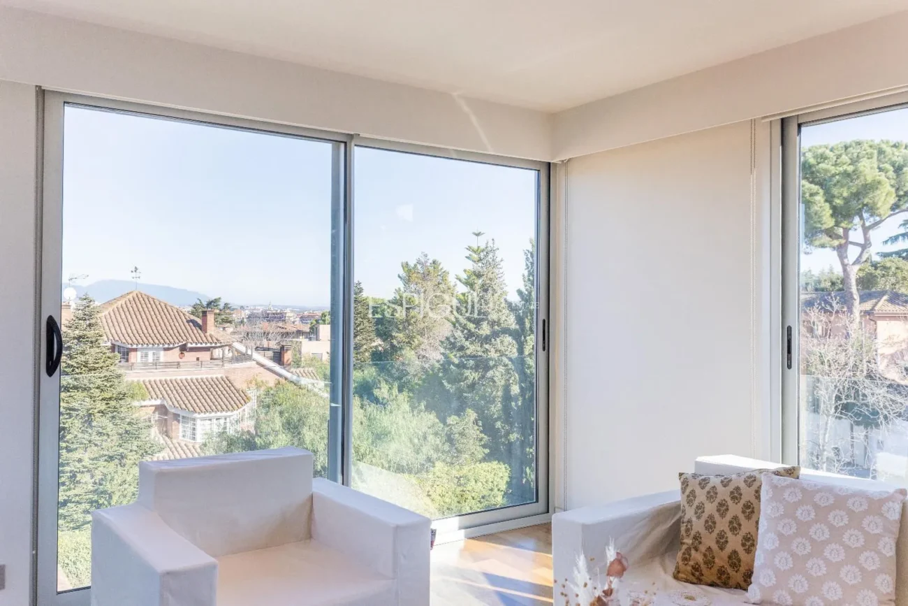 Villa for Sale in Arxiu, Sant Cugat Del Vallés