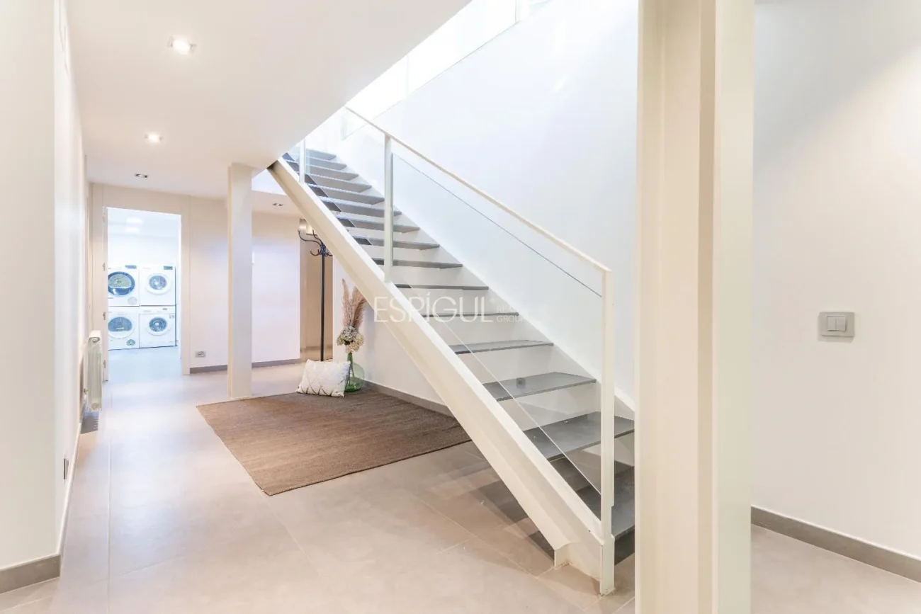 Villa for Sale in Arxiu, Sant Cugat Del Vallés