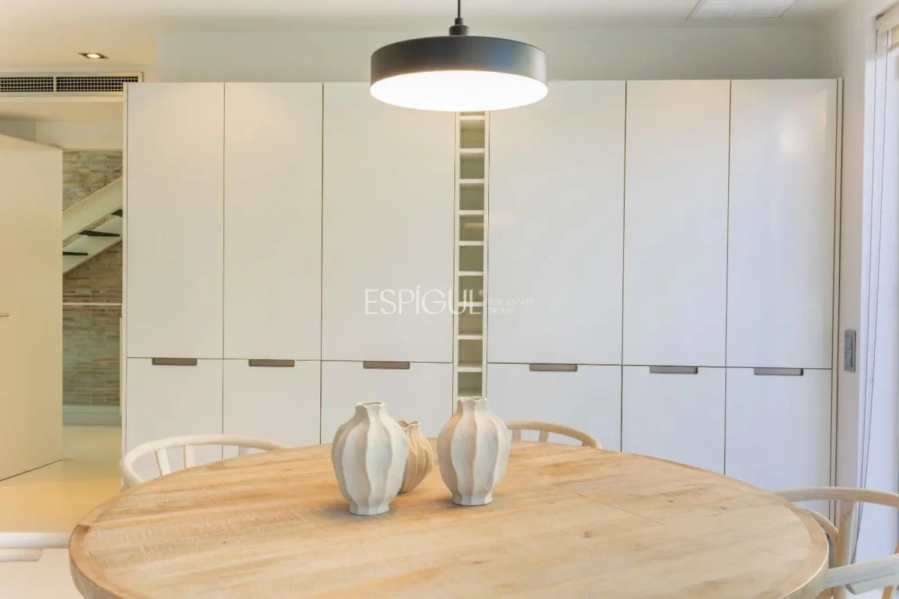 Villa for Sale in Arxiu, Sant Cugat Del Vallés