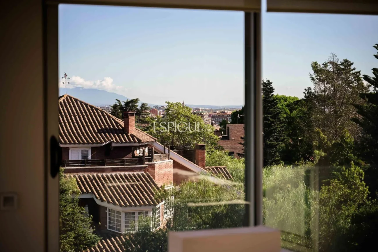 Villa for Sale in Arxiu, Sant Cugat Del Vallés