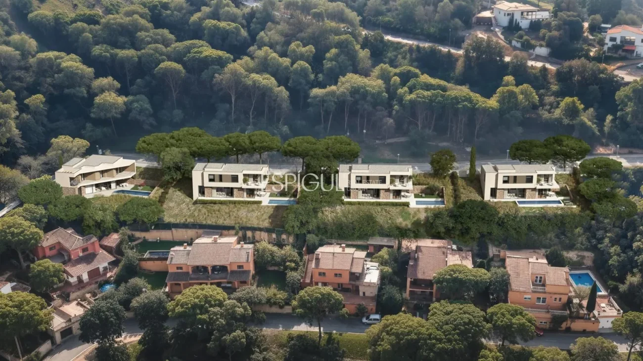 Detached House in Begur
