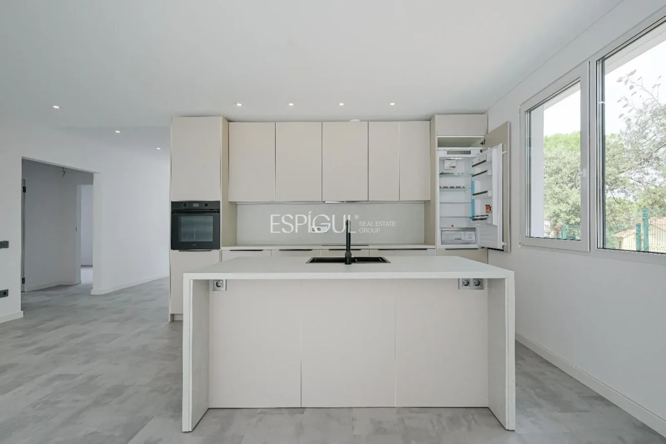 Confort i disseny a Llagostera – Habitatge d’obra nova d’una planta