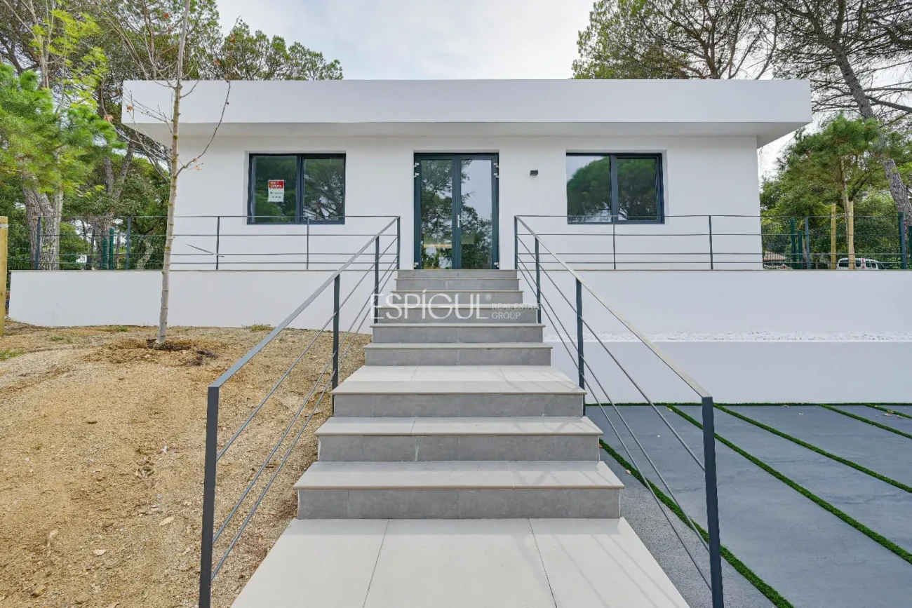 Confort i disseny a Llagostera – Habitatge d’obra nova d’una planta