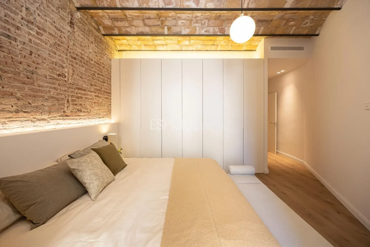 Elegancia y carácter en Roger de Flor, Eixample Dret