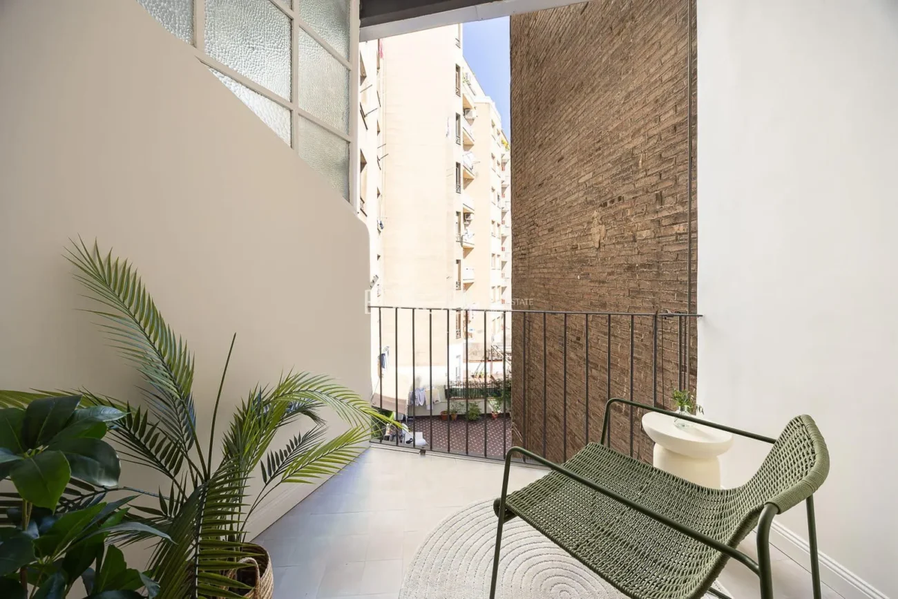 Elegancia y carácter en Roger de Flor, Eixample Dret