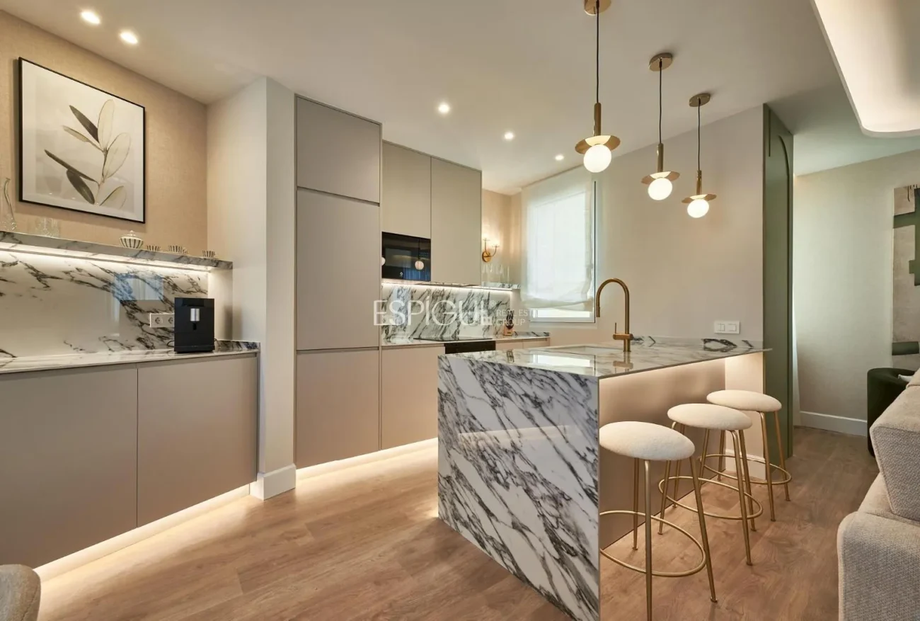 Charmant appartement dans la Calle José Ortega y Gasset, Lista
