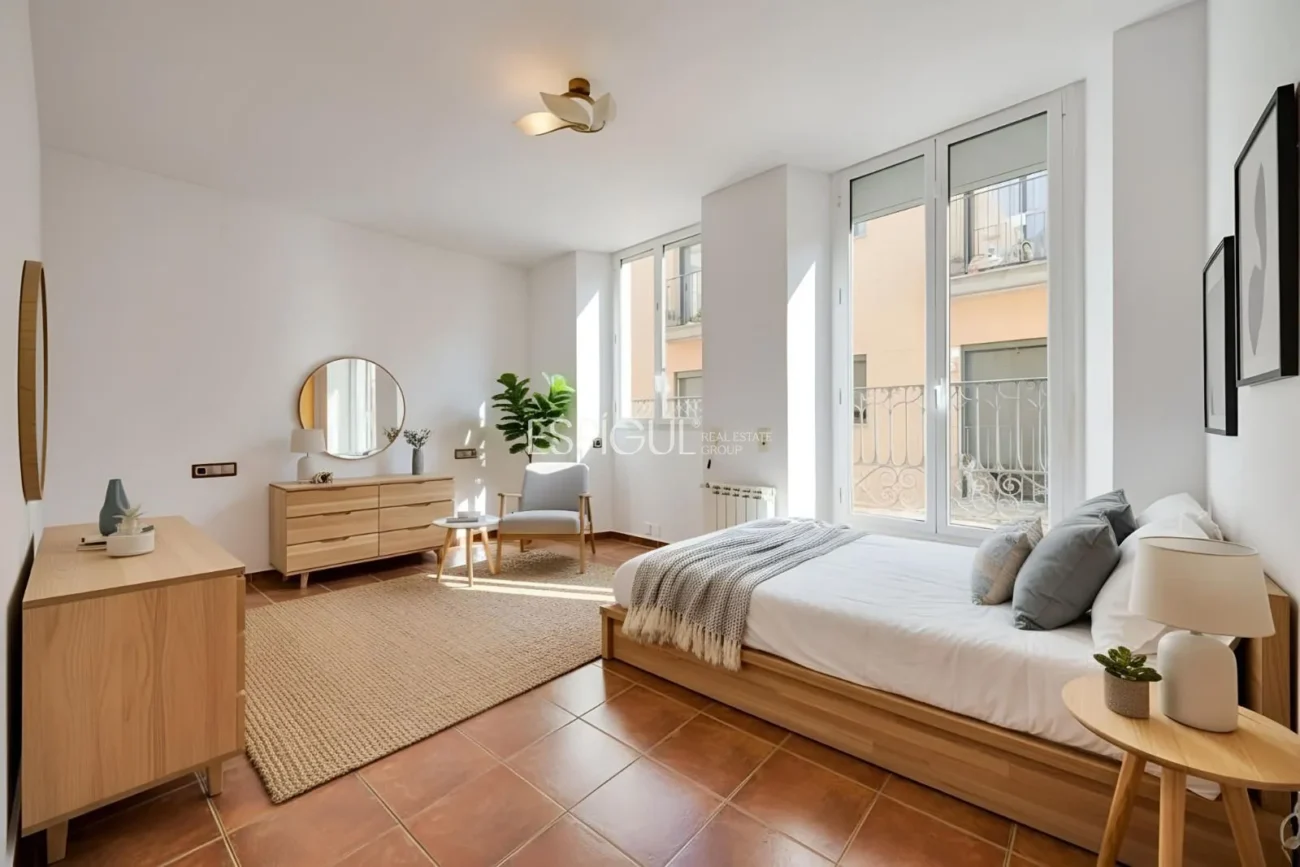 Charming Townhouse just Steps from the Sea in Sant Feliu De Guíxols