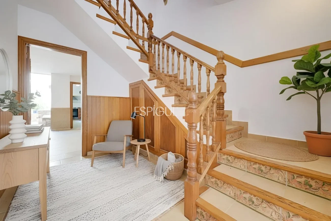 Charming Townhouse just Steps from the Sea in Sant Feliu De Guíxols