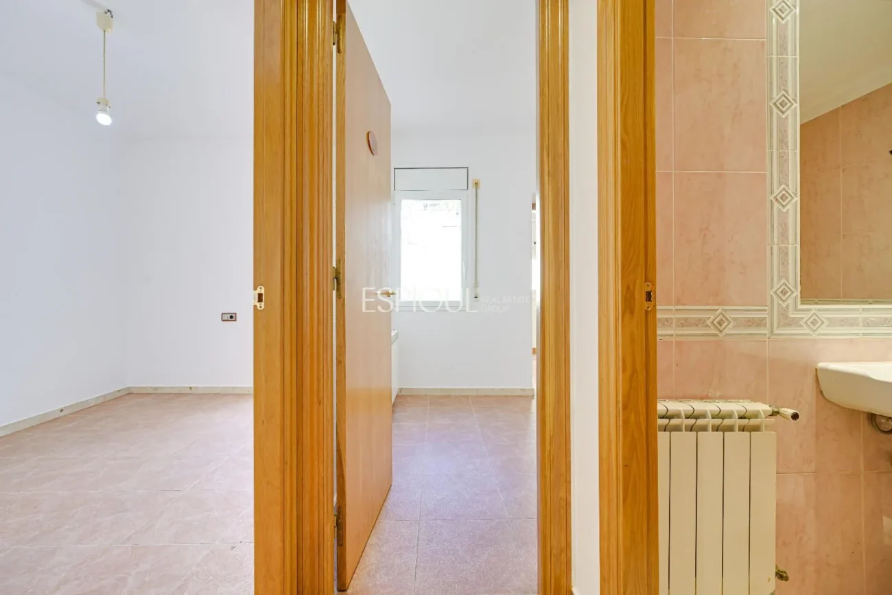 Charming Townhouse just Steps from the Sea in Sant Feliu De Guíxols
