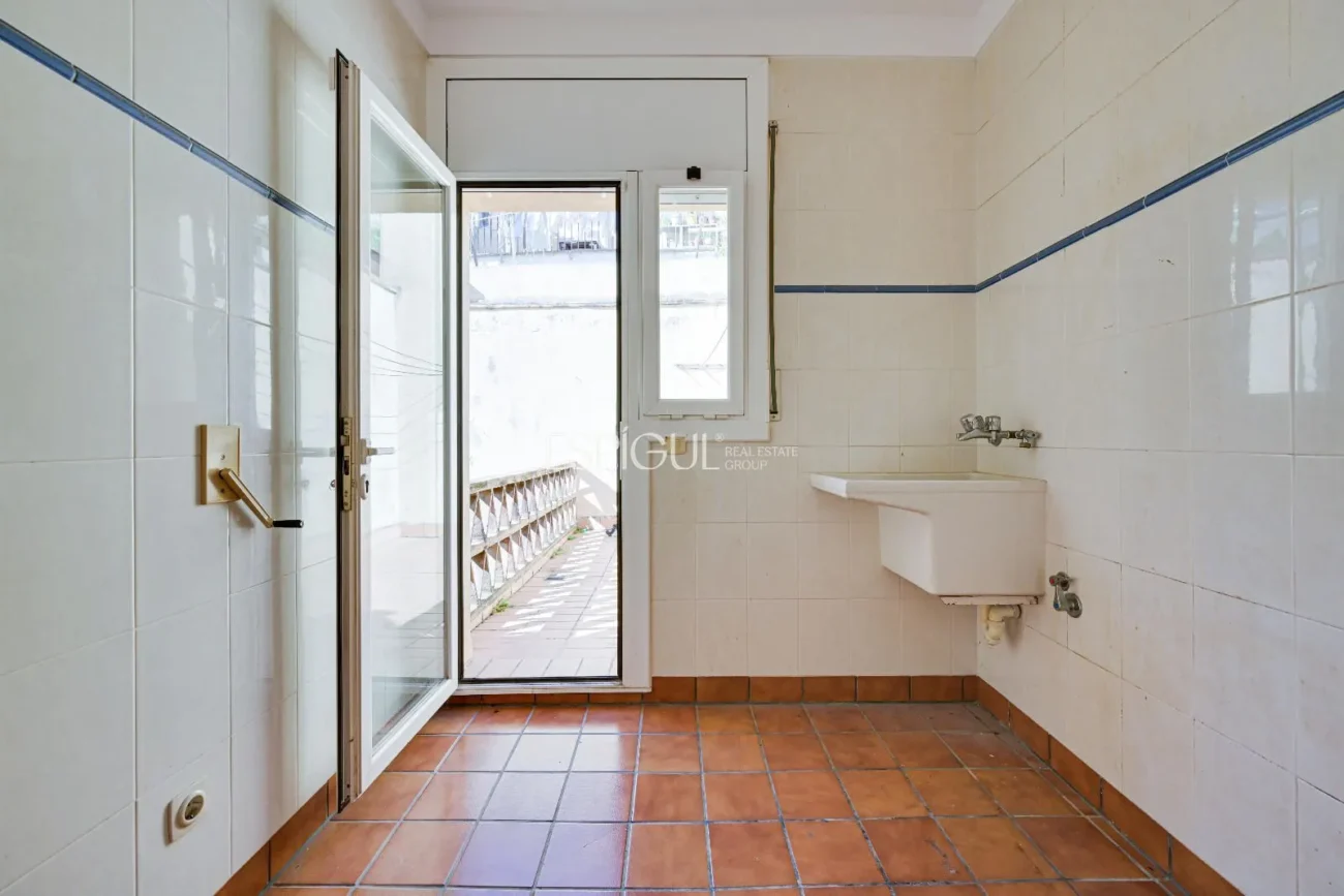 Charming Townhouse just Steps from the Sea in Sant Feliu De Guíxols