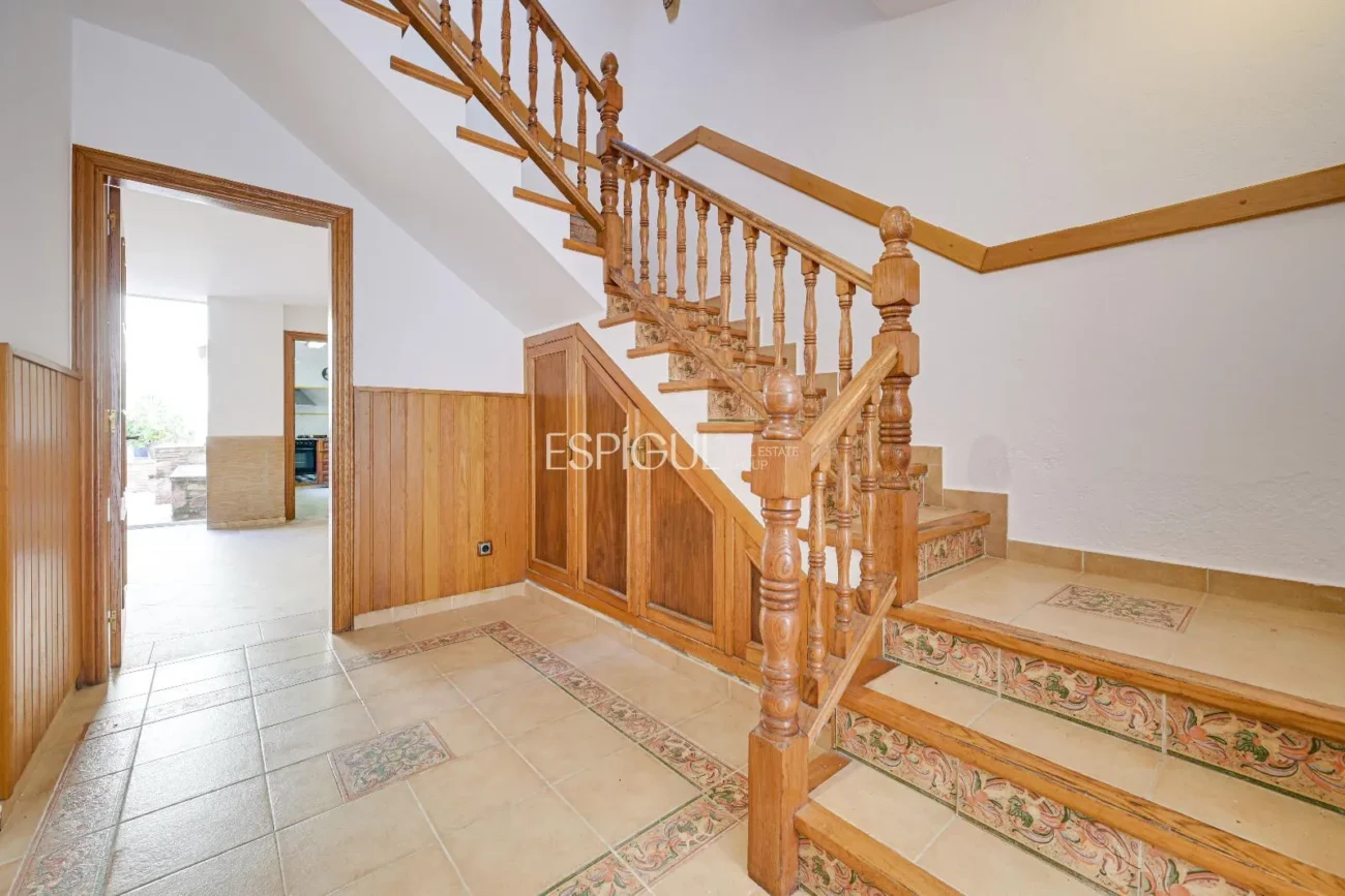 Charming Townhouse just Steps from the Sea in Sant Feliu De Guíxols