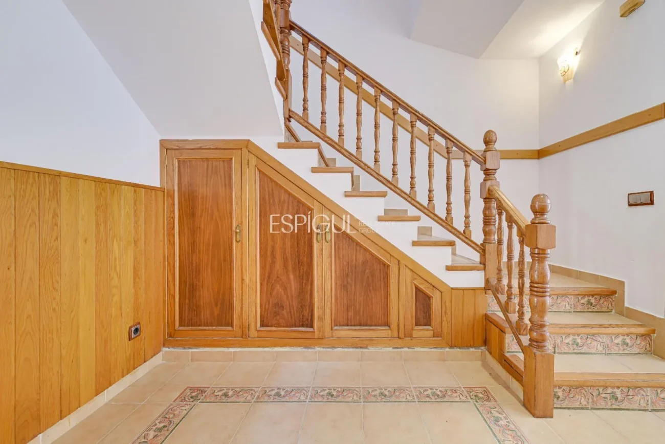 Charming Townhouse just Steps from the Sea in Sant Feliu De Guíxols