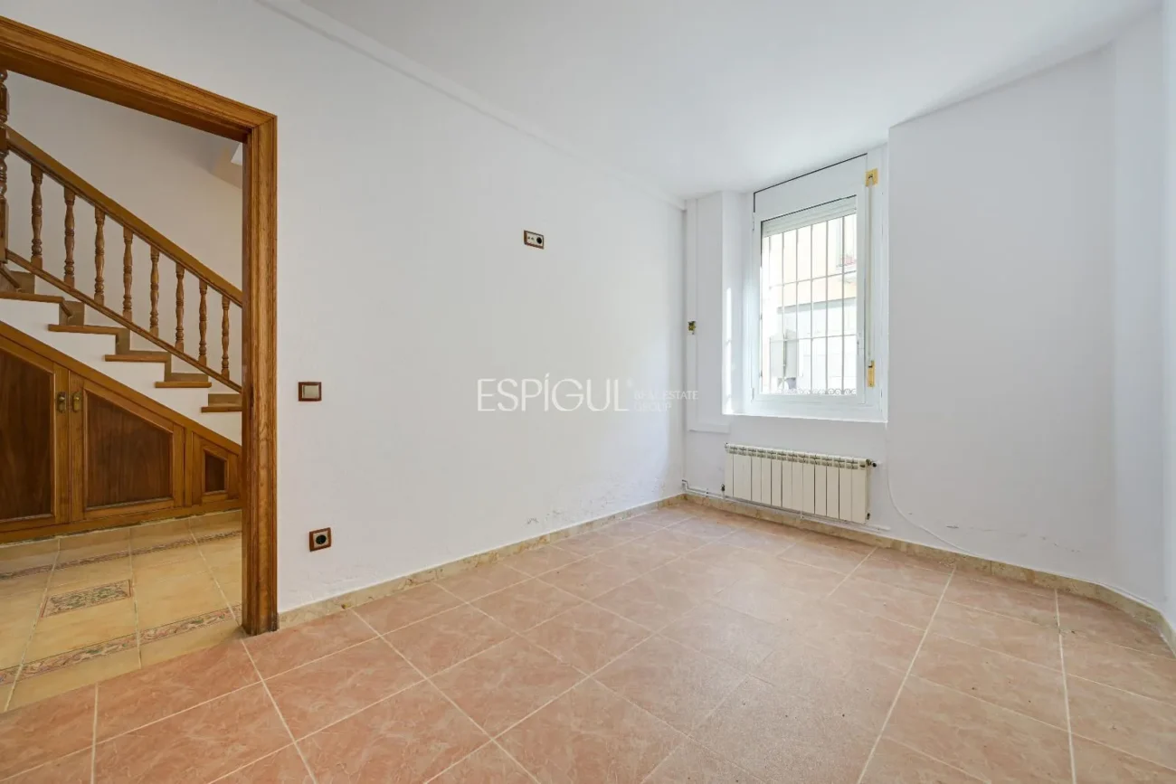 Charming Townhouse just Steps from the Sea in Sant Feliu De Guíxols