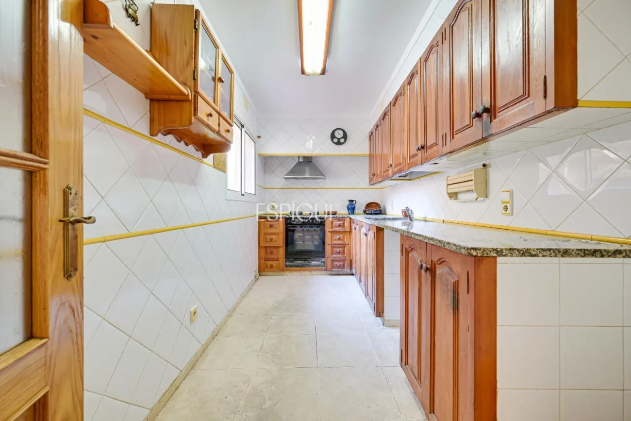 Charming Townhouse just Steps from the Sea in Sant Feliu De Guíxols