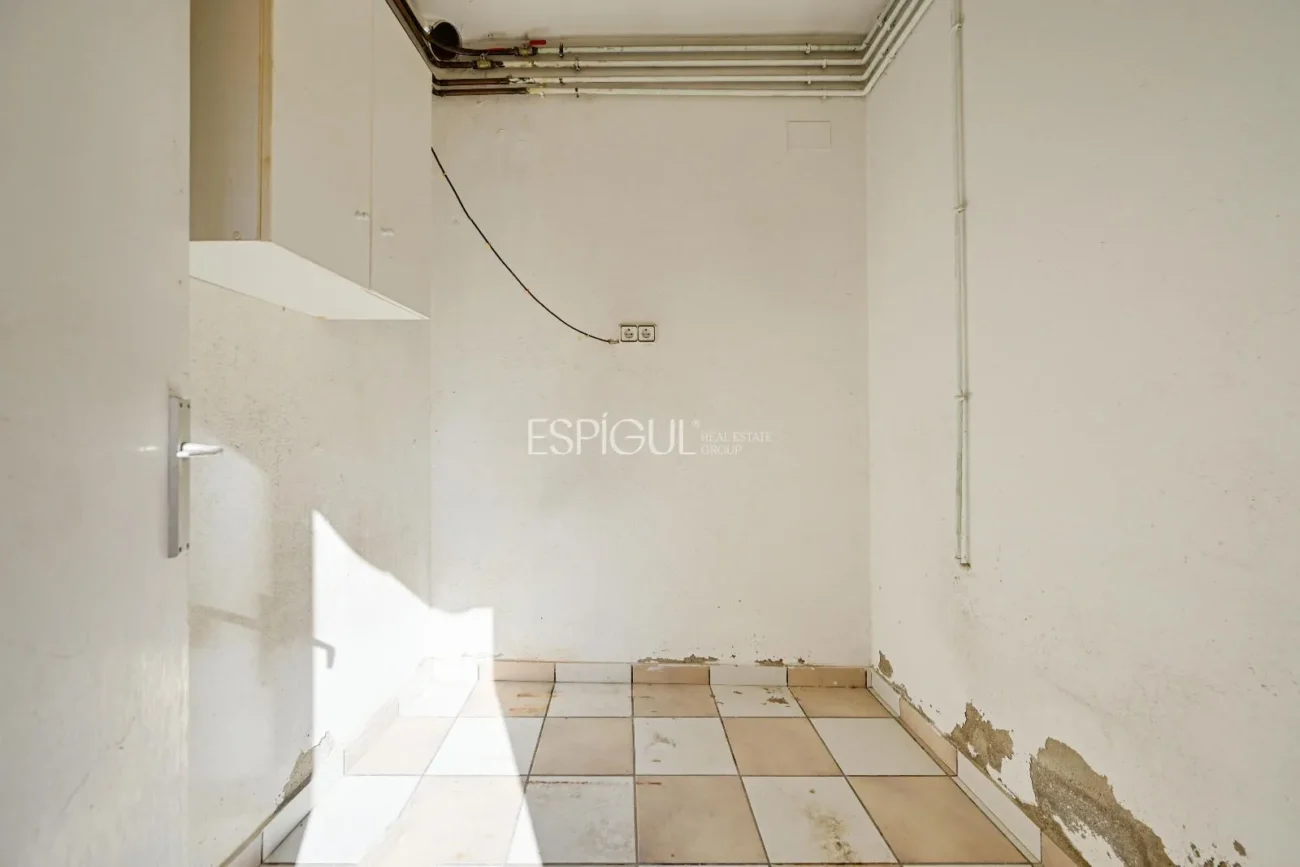 Charming Townhouse just Steps from the Sea in Sant Feliu De Guíxols