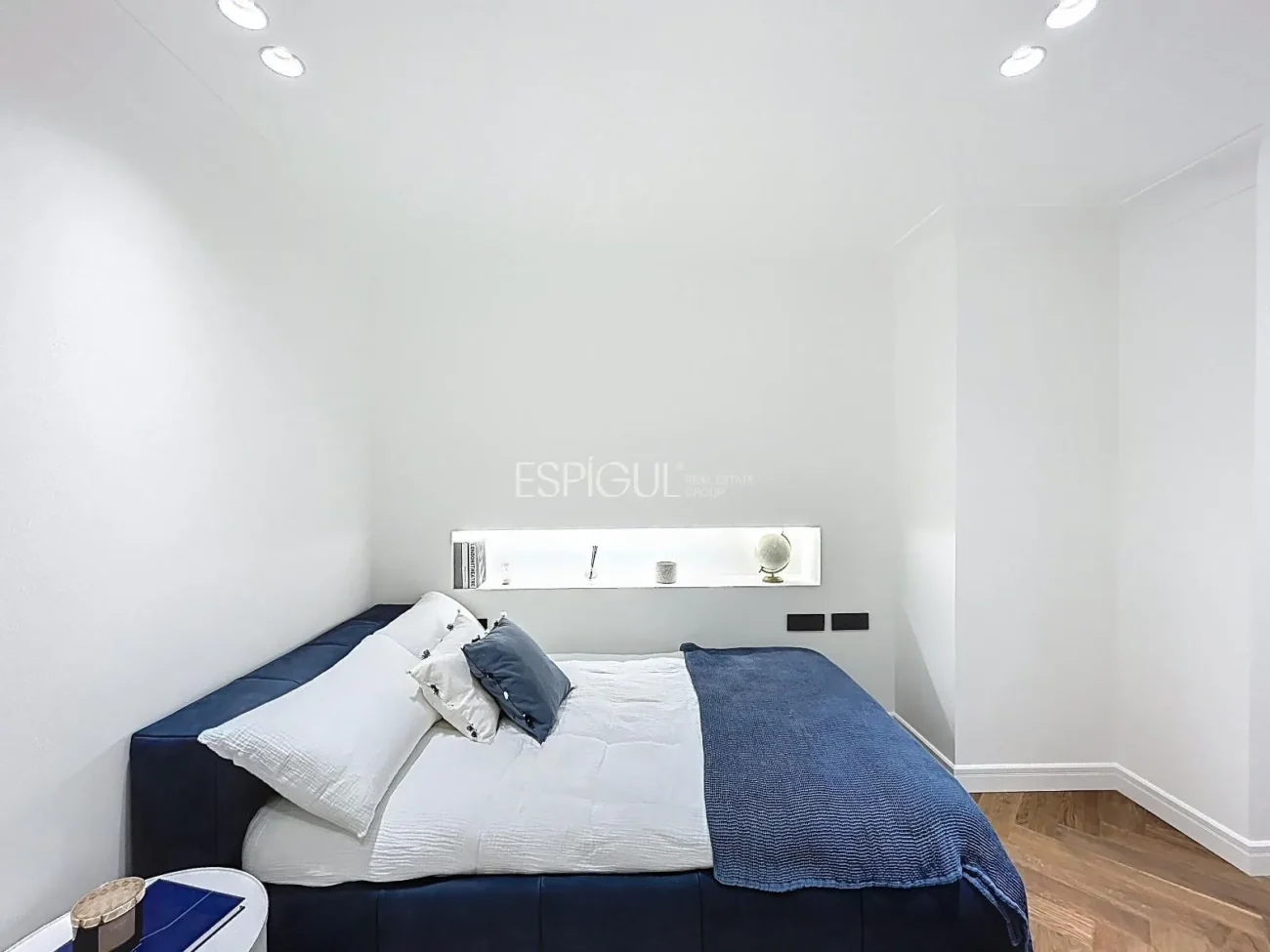 Spectacular Designer Apartment on via Augusta