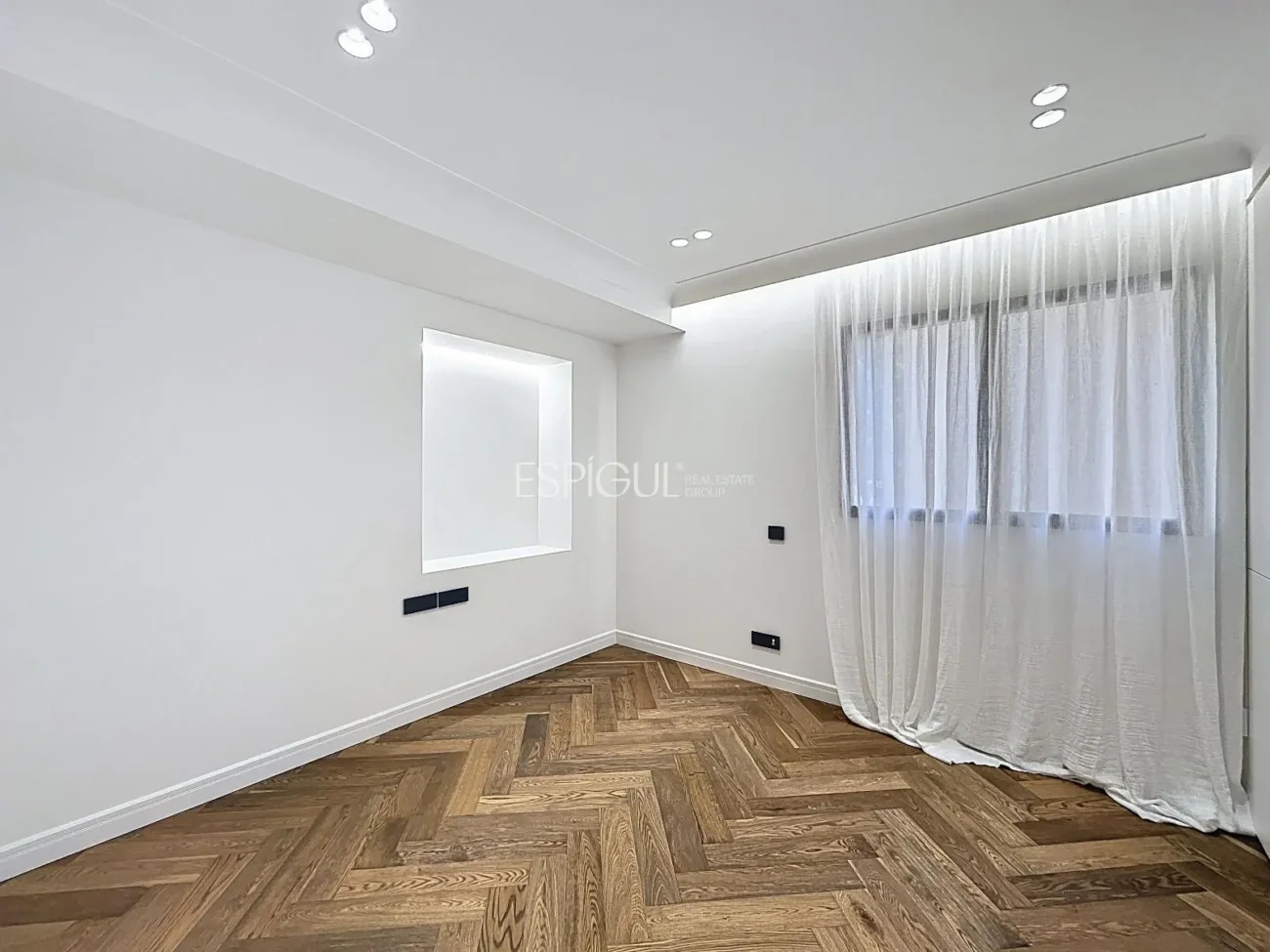 Spectacular Designer Apartment on via Augusta