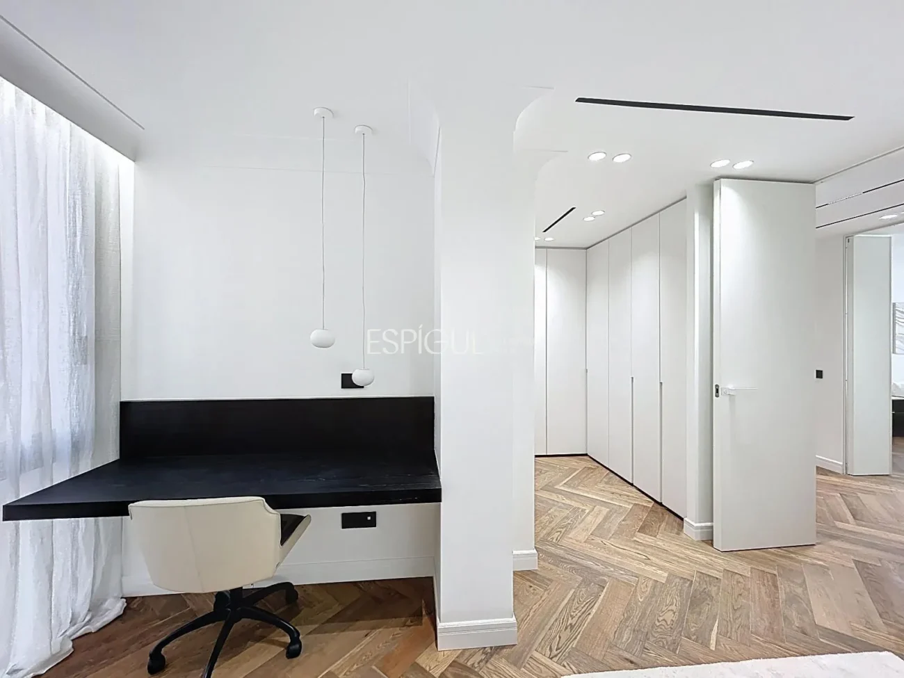 Spectacular Designer Apartment on via Augusta