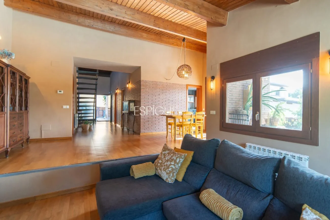 Excepcional casa en el Golf Girona