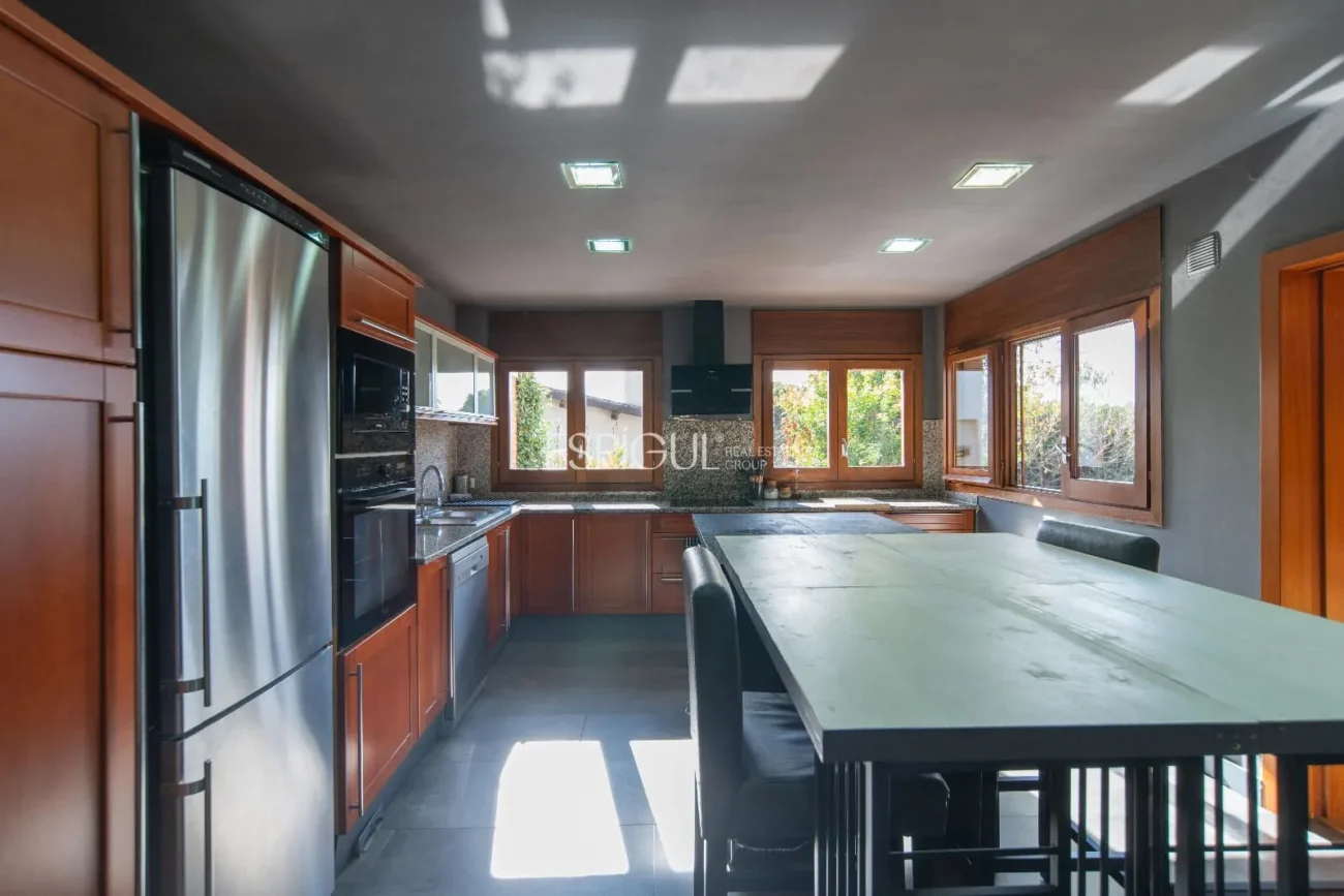 Excepcional casa en el Golf Girona