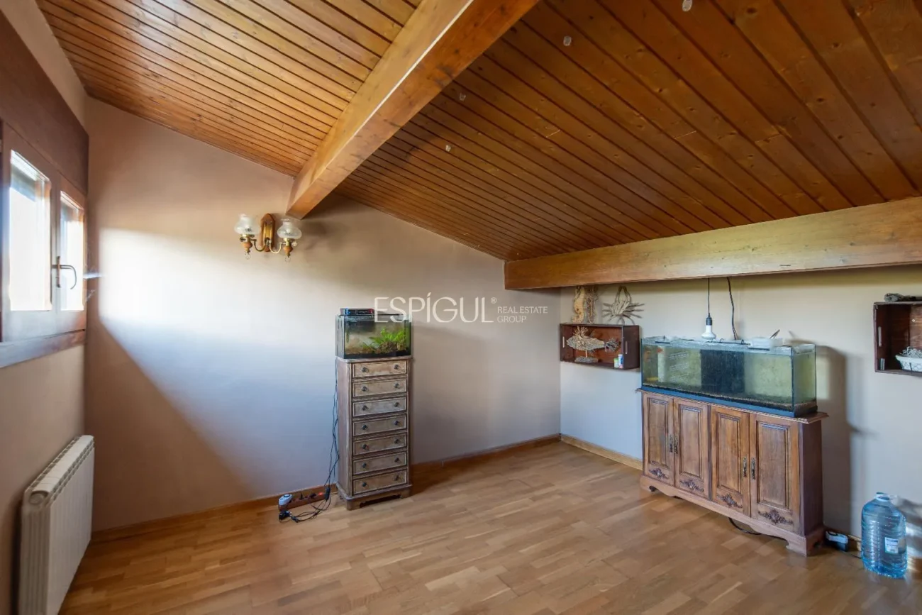 Excepcional casa en el Golf Girona