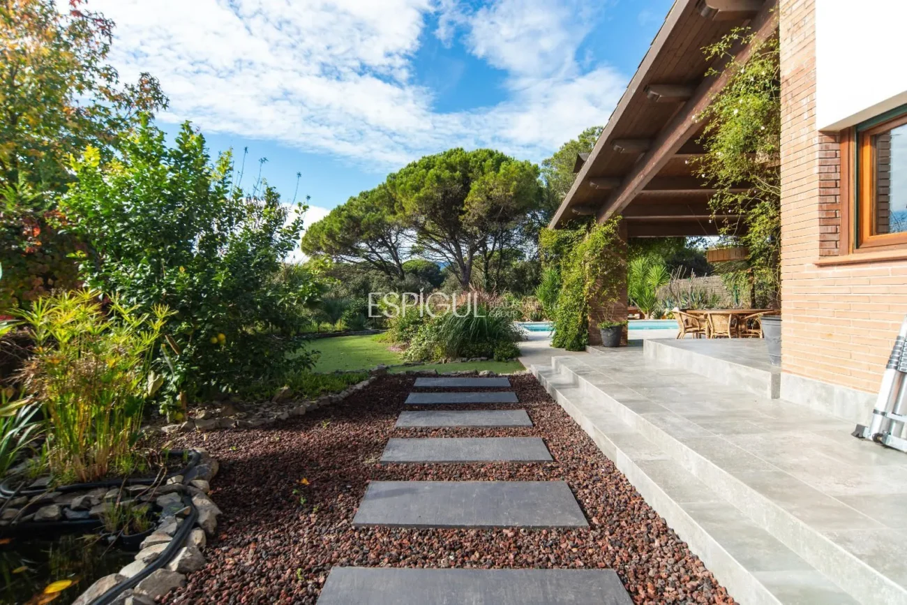 Excepcional casa en el Golf Girona