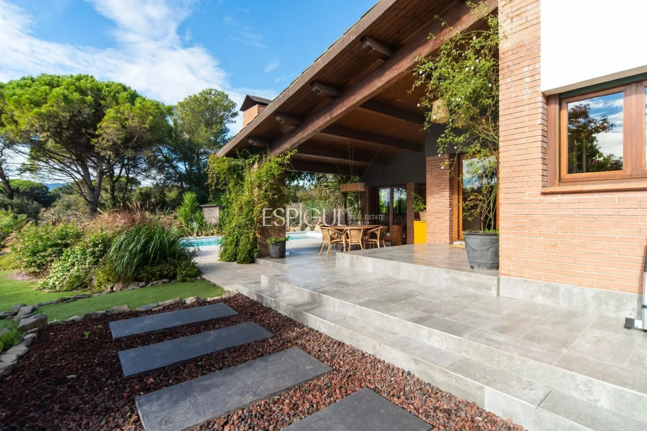 Excepcional casa en el Golf Girona