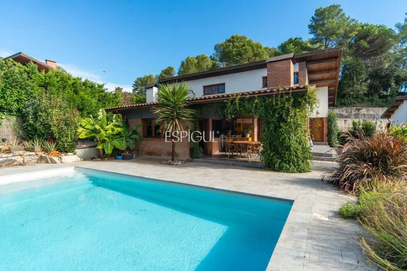 Excepcional casa en el Golf Girona