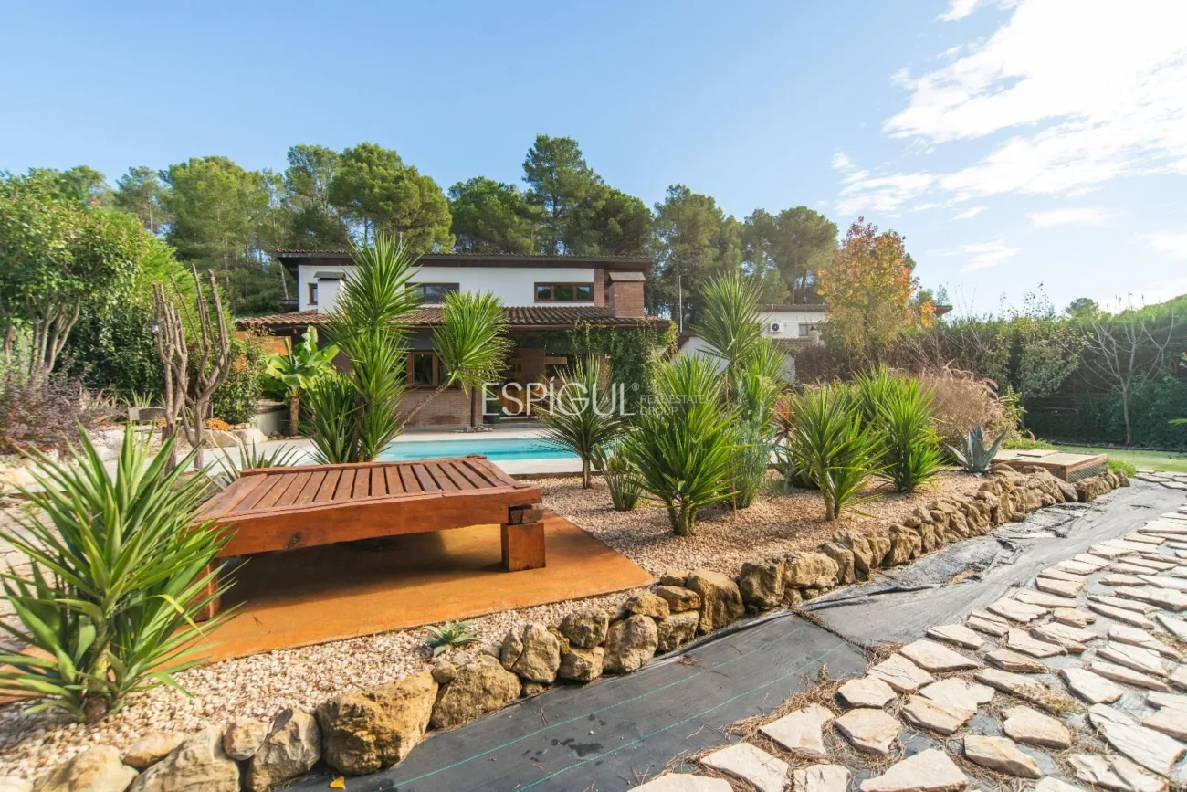 Excepcional casa en el Golf Girona