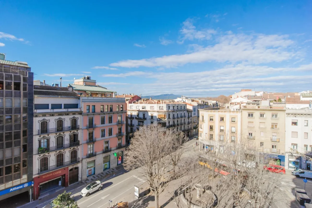 Excepcional pis a la Plaça Marquès de Camps