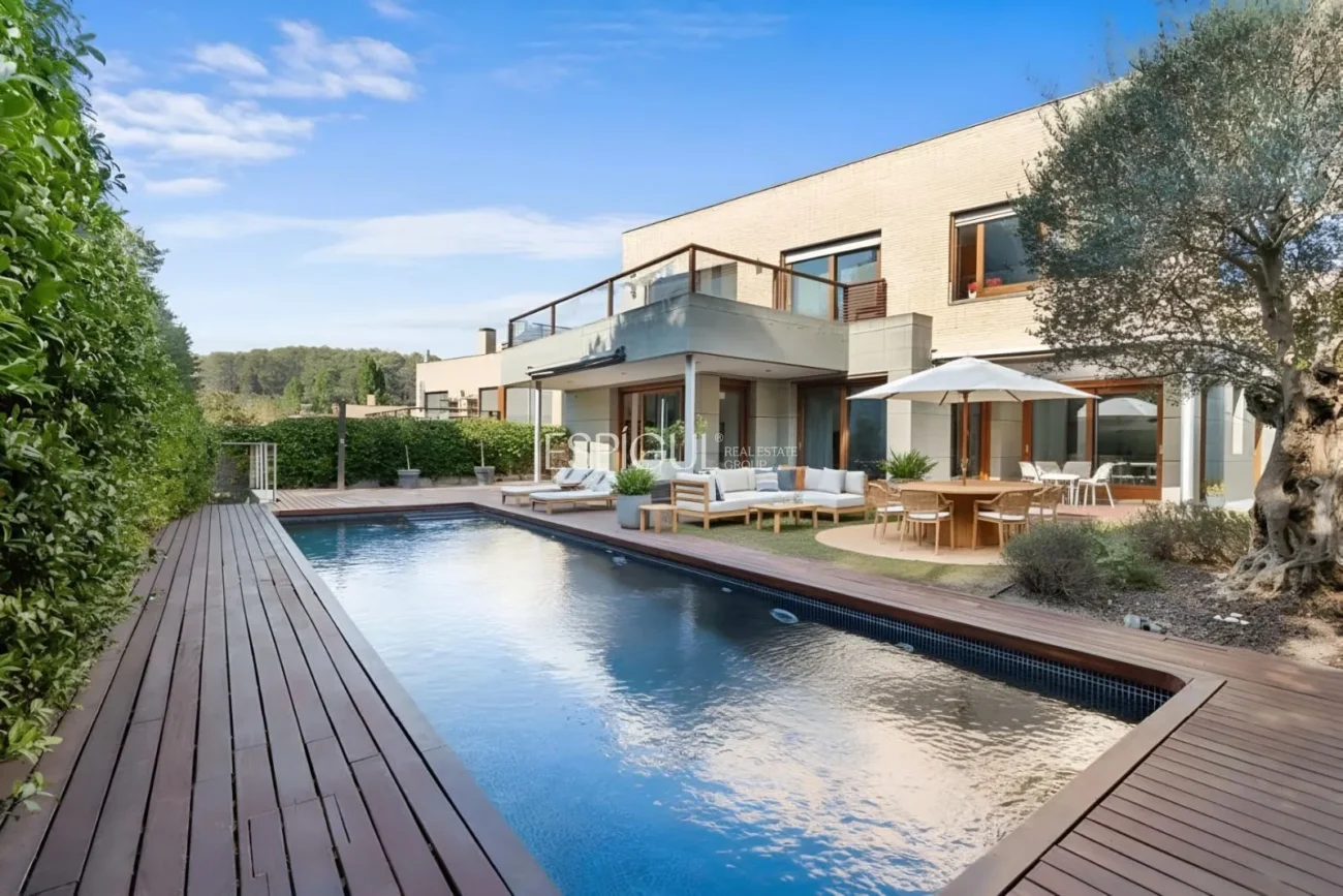 Maison design exclusive à vendre sur le golf de Sant Cugat