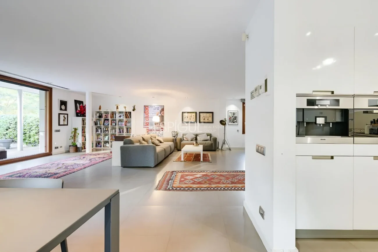 Maison design exclusive à vendre sur le golf de Sant Cugat